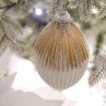 Frozen World ολοκληρωμένη διακόσμηση Χριστουγεννιάτικου δέντρου με 112 στολίδια